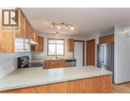 Bedroom - 273 Kendrew Drive, Red Deer, AB T4P3Y9 Photo 8