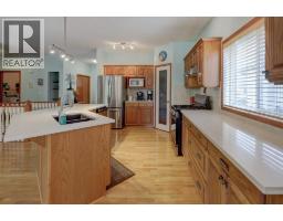 Kitchen - 123 Hillview Road, Strathmore, AB T1P1W2 Photo 6