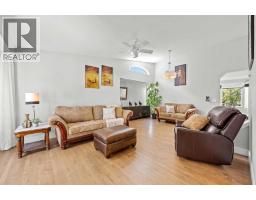 260 Riverside Mews SE - photo 4