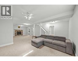 260 Riverside Mews SE - photo 35
