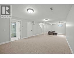 260 Riverside Mews SE - photo 37