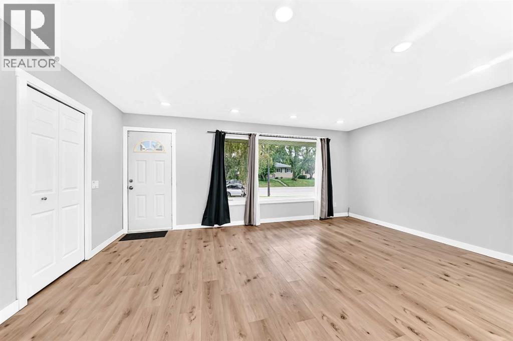 4123 Maryvale Drive NE, Calgary, Alberta, T2A2S9 — thumbnail 9