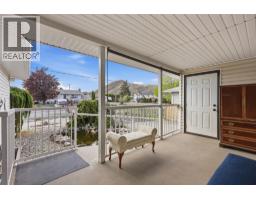 Primary Bedroom - 1087 Laroque Street, Kamloops, BC V2B5L6 Photo 7