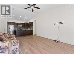 405 Sunvale Crescent Ne, High River, AB T1V0E8 Photo 8