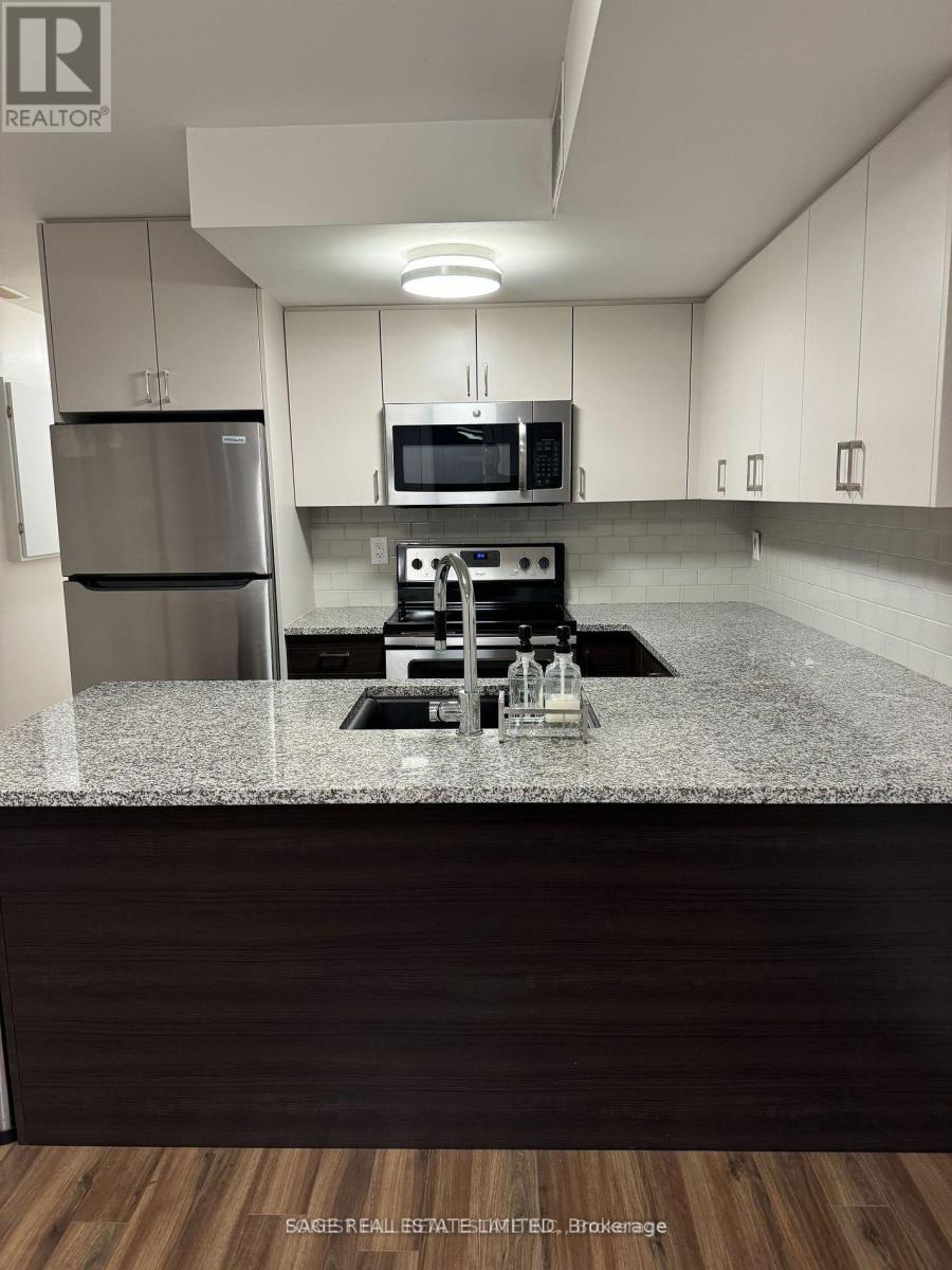 LOWER - 228 MONTOSE AVENUE, Toronto (Palmerston-Little Italy) — photo 2