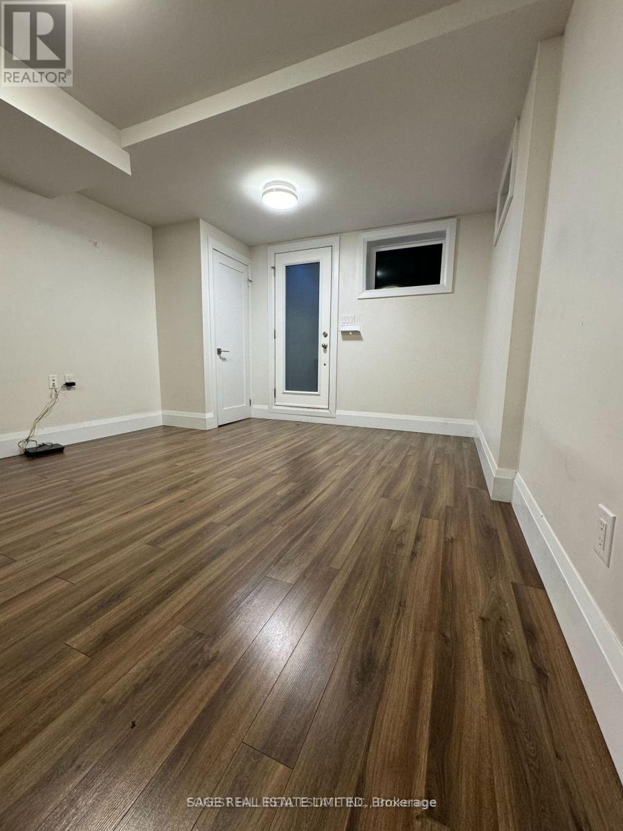LOWER - 228 MONTOSE AVENUE, Toronto (Palmerston-Little Italy) — photo 4