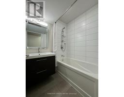 Lower - 228 Montose Avenue, Toronto, ON M6G3G7 Photo 8