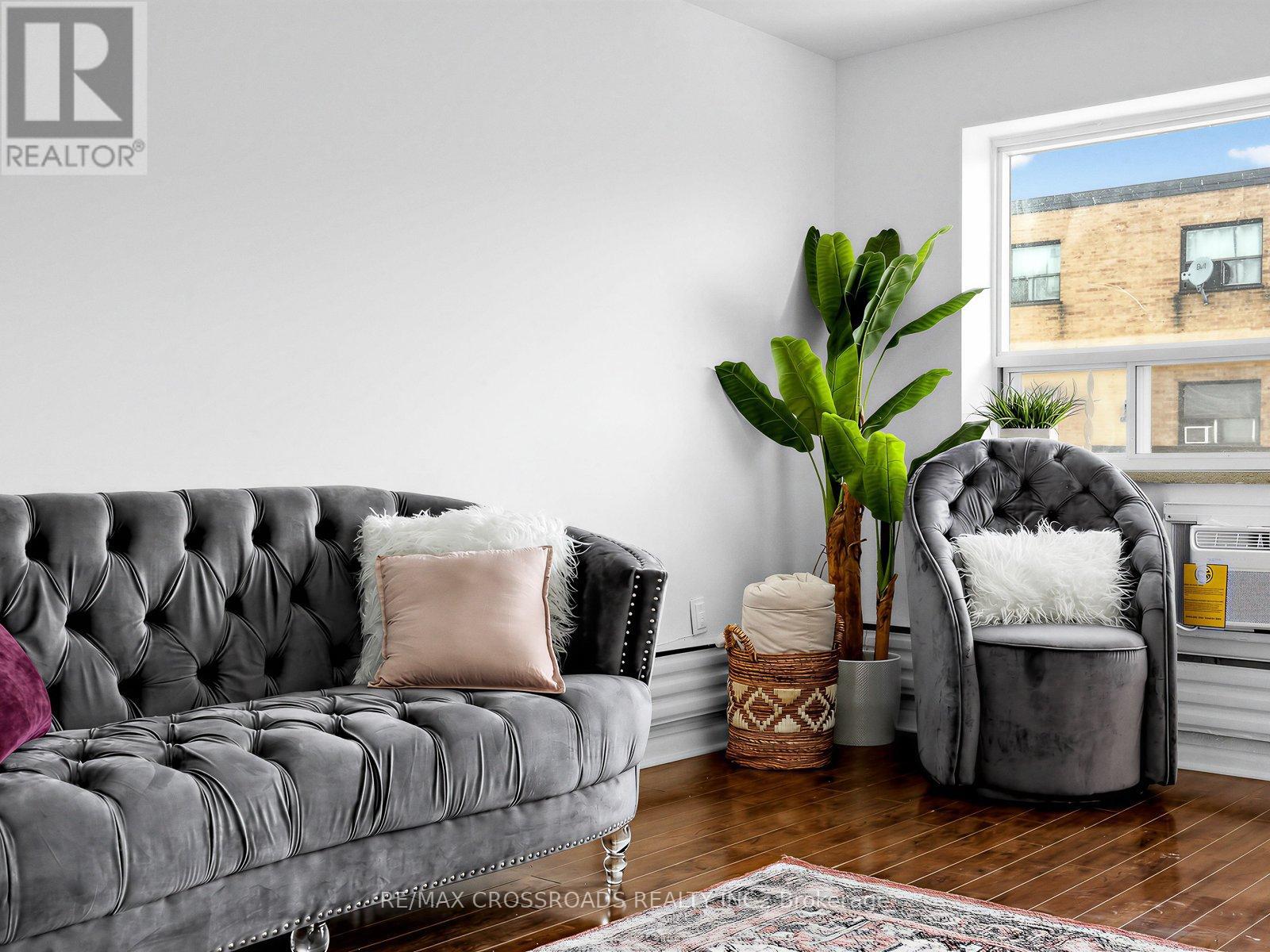 407 - 8 KINGSBRIDGE COURT, Toronto (Westminster-Branson) — photo 11