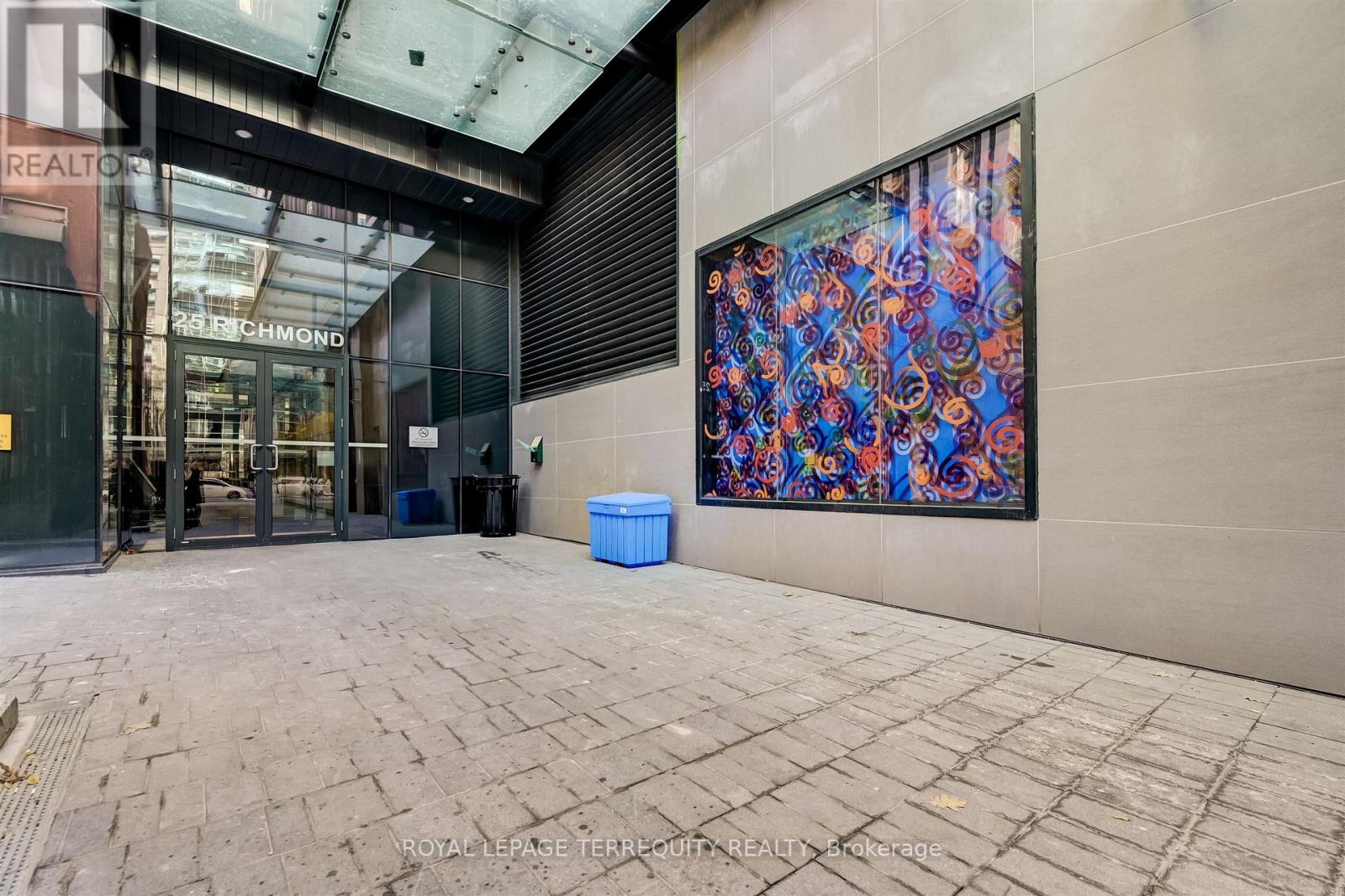 2911 - 25 RICHMOND STREET E, Toronto (Church-Yonge Corridor) — photo 5