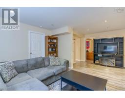 980 White Hills Run, Hammonds Plains, NS B4B1V4 Photo 25
