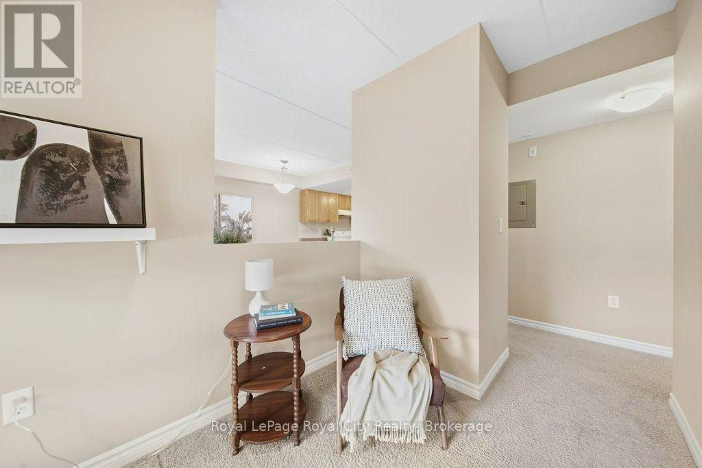 #101 43 WATERFORD DRIVE - 16