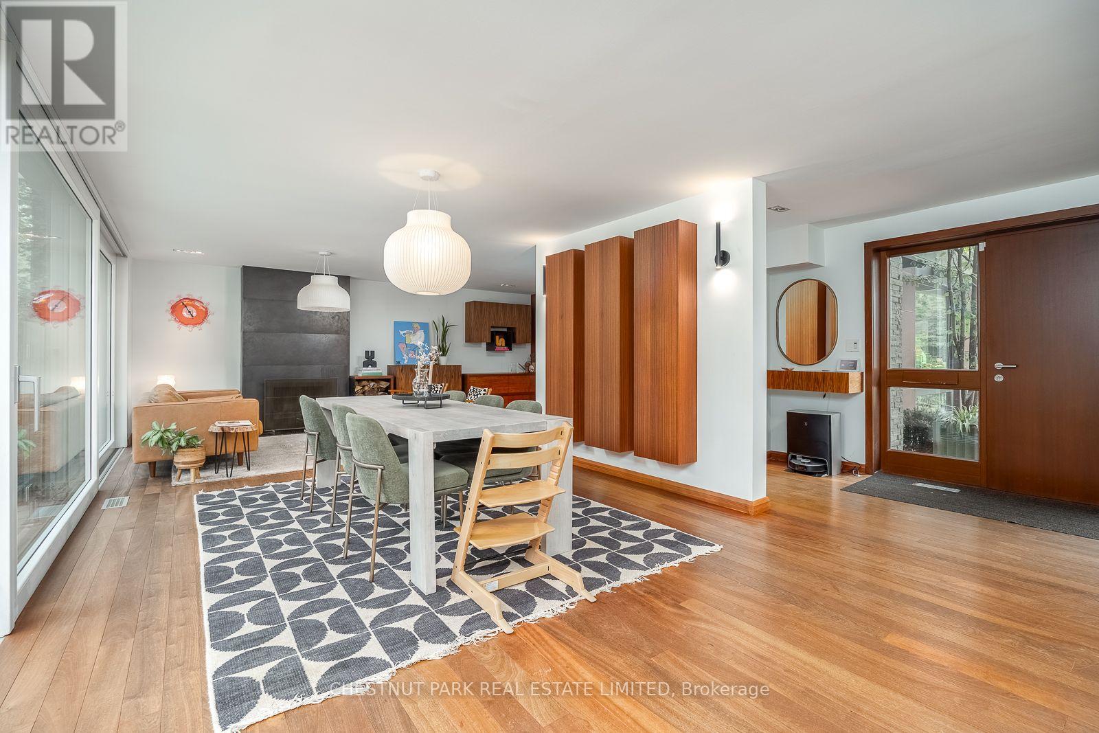 16 FALLINGBROOK WOOD, Toronto (Birchcliffe-Cliffside) — photo 11