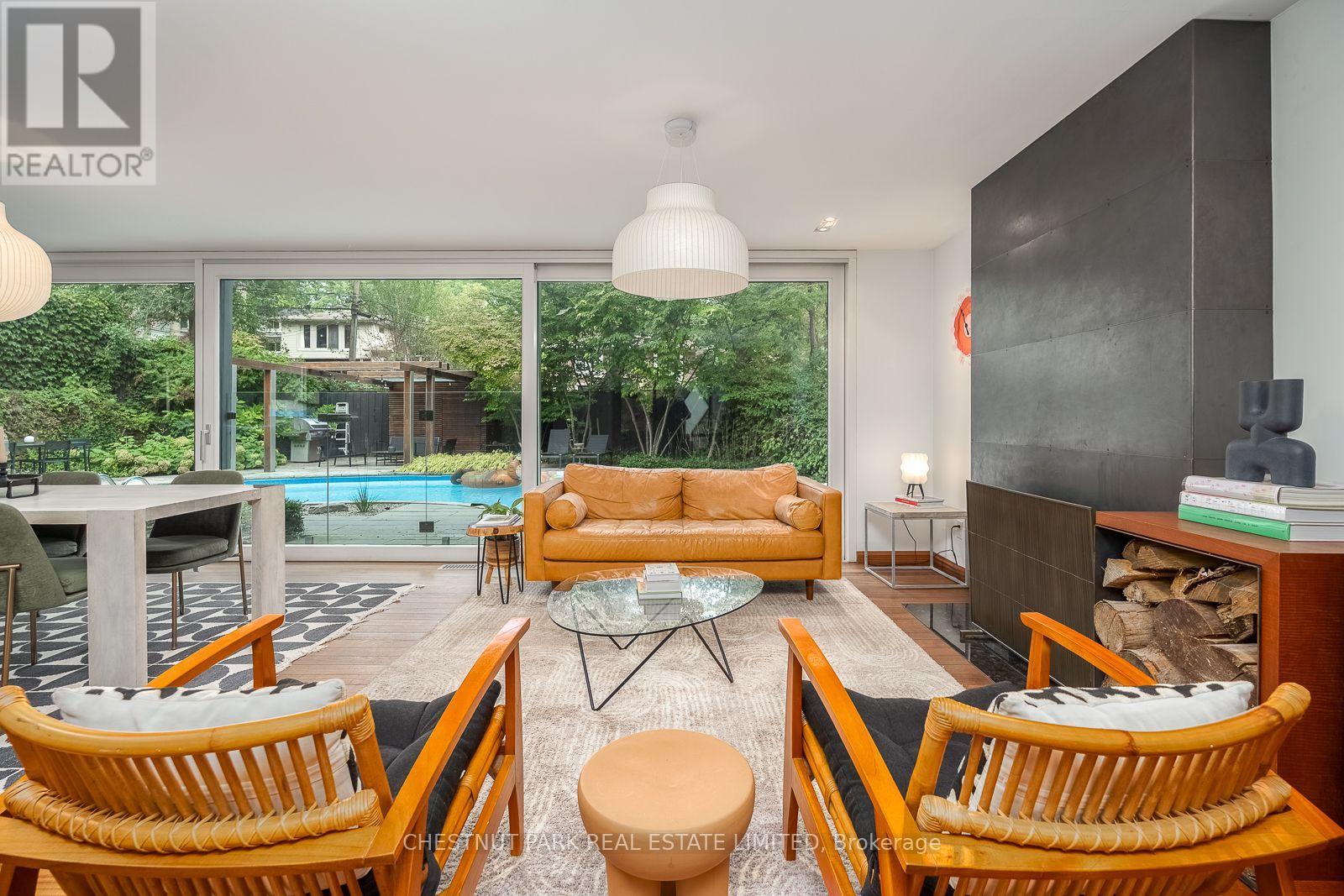 16 FALLINGBROOK WOOD, Toronto (Birchcliffe-Cliffside) — photo 9
