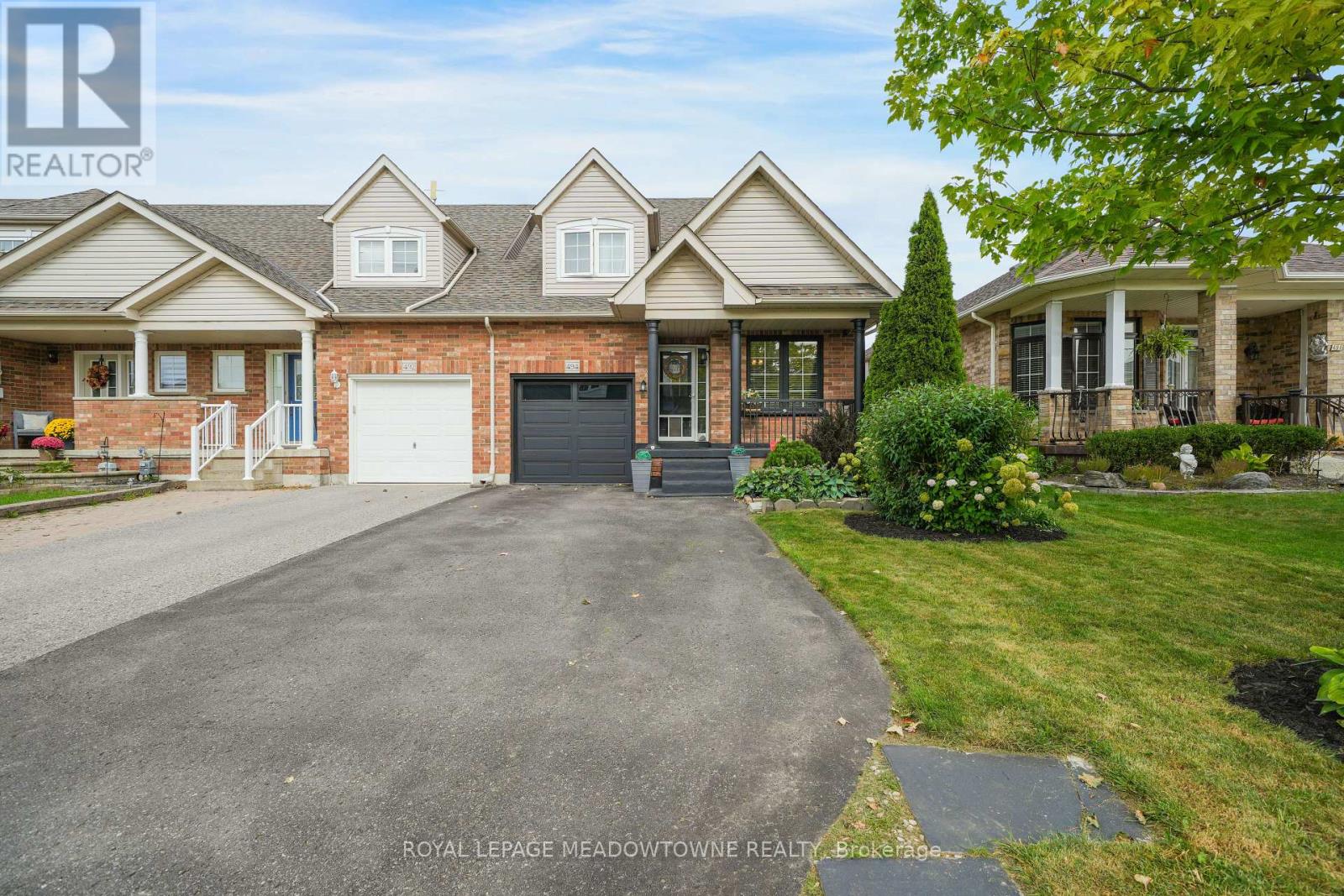 494 FLAGSTONE COURT - 1