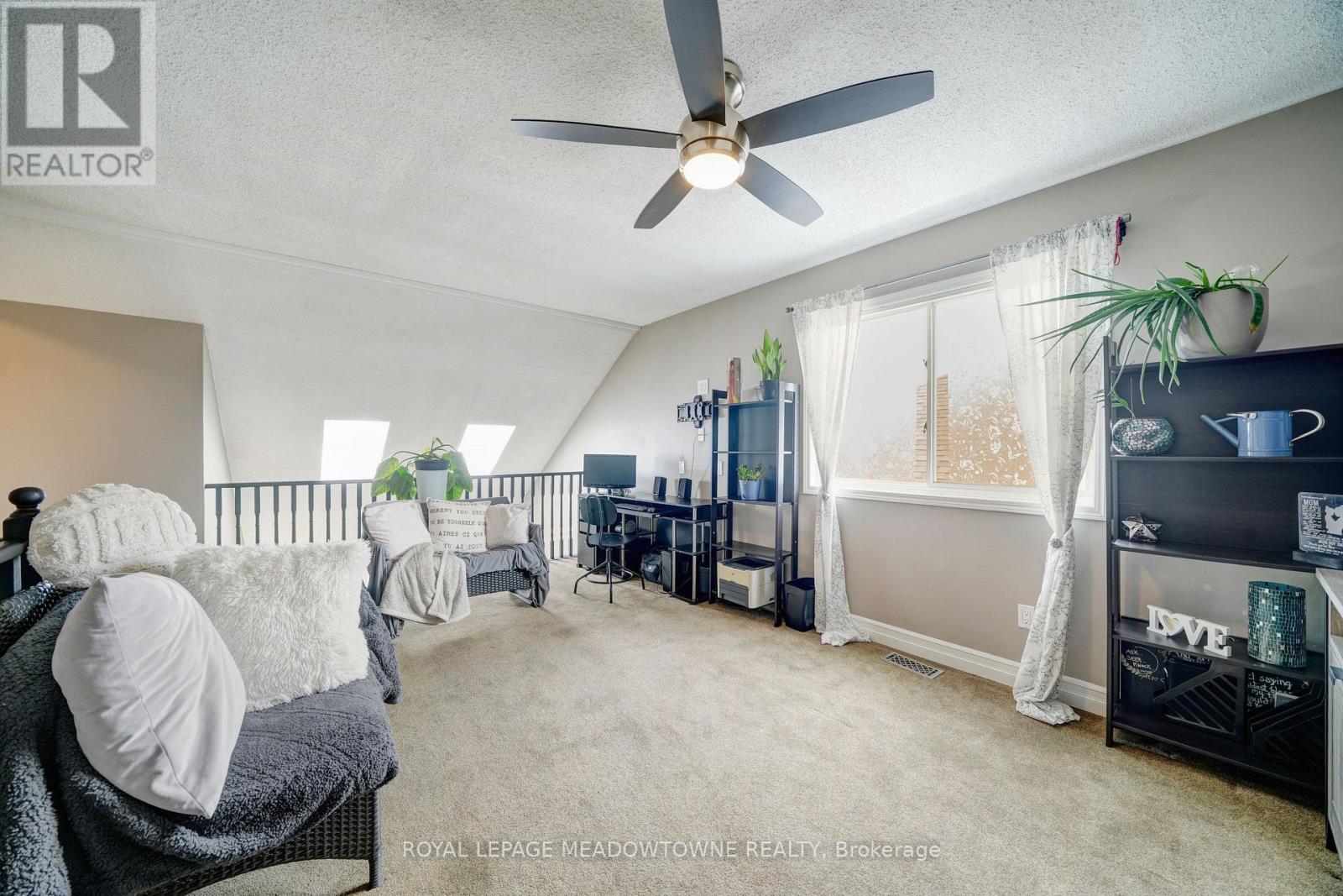 494 FLAGSTONE COURT - 16