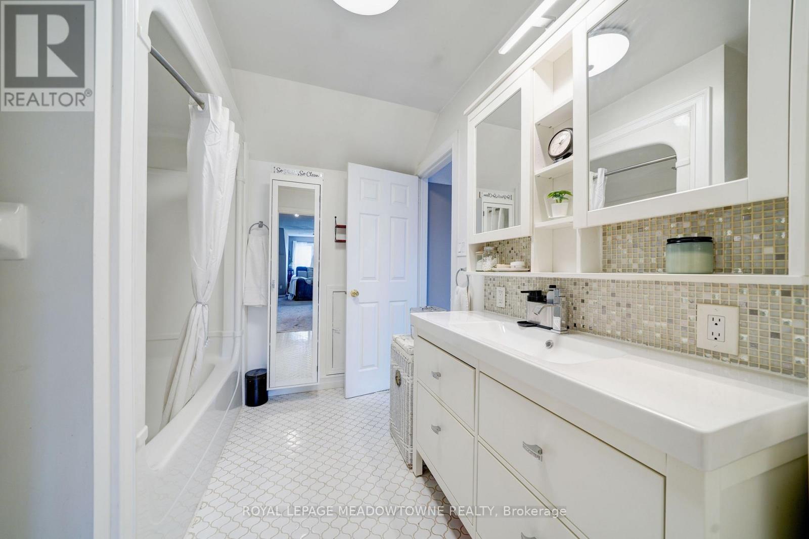 494 FLAGSTONE COURT - Image 20