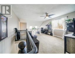 Family room - 494 Flagstone Court, Oshawa, ON L1K2Z7 Photo 13