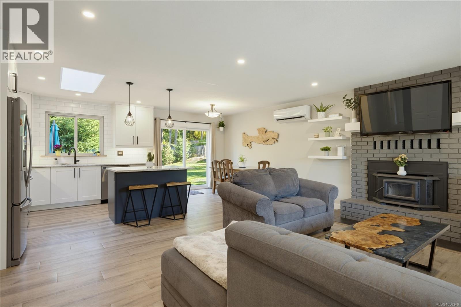 2302 Towerview Cres - 19