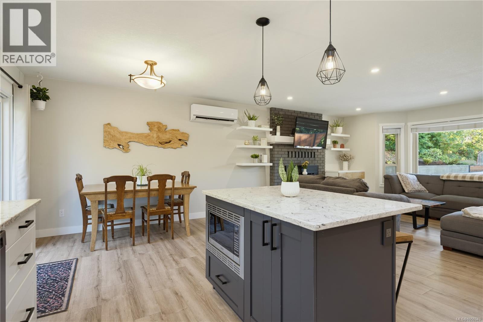 2302 Towerview Cres - Image 25