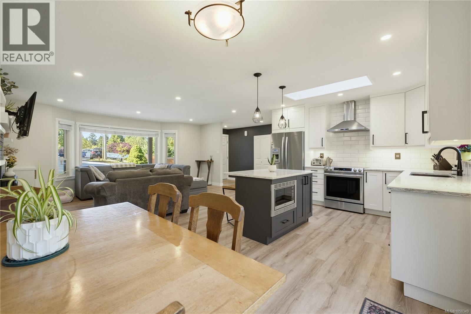 2302 Towerview Cres - Image 26