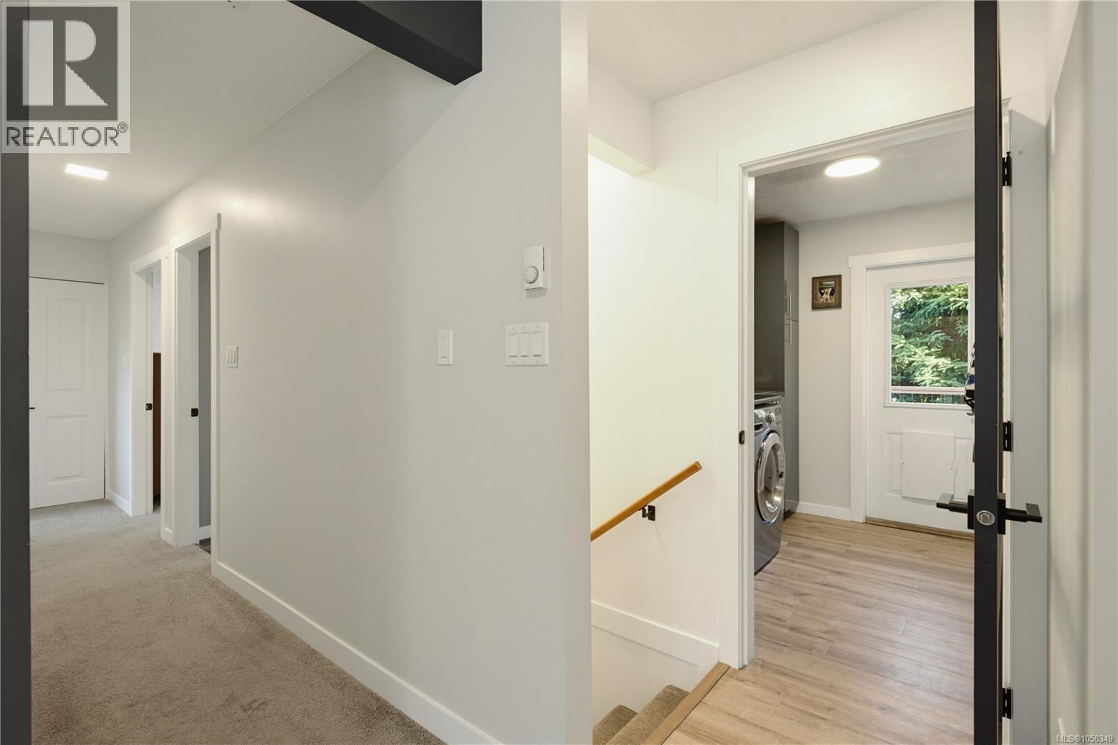 2302 Towerview Cres - 39
