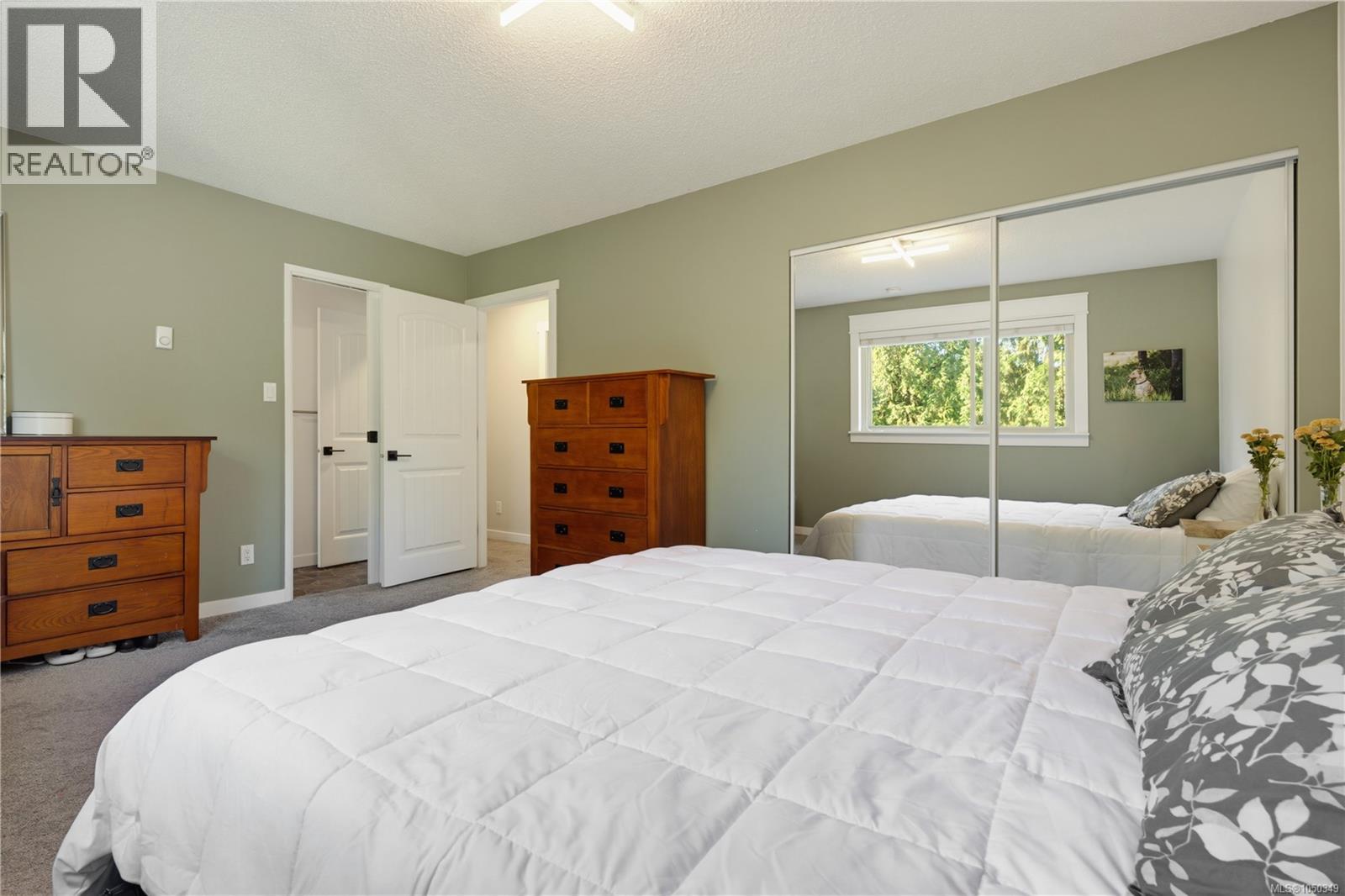 2302 Towerview Cres - 42