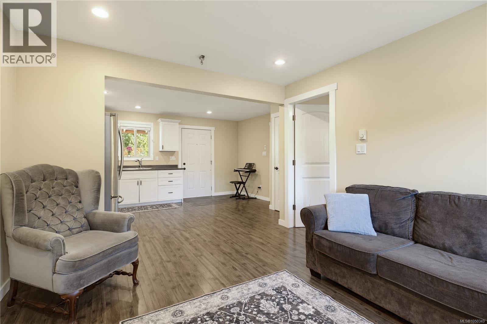 2302 Towerview Cres - Image 55
