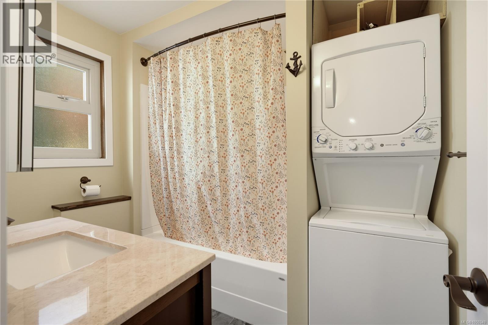 2302 Towerview Cres - Image 59