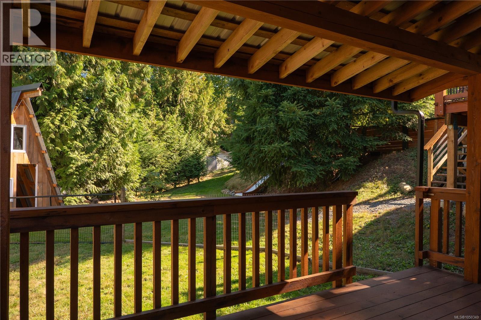 2302 Towerview Cres - Image 62