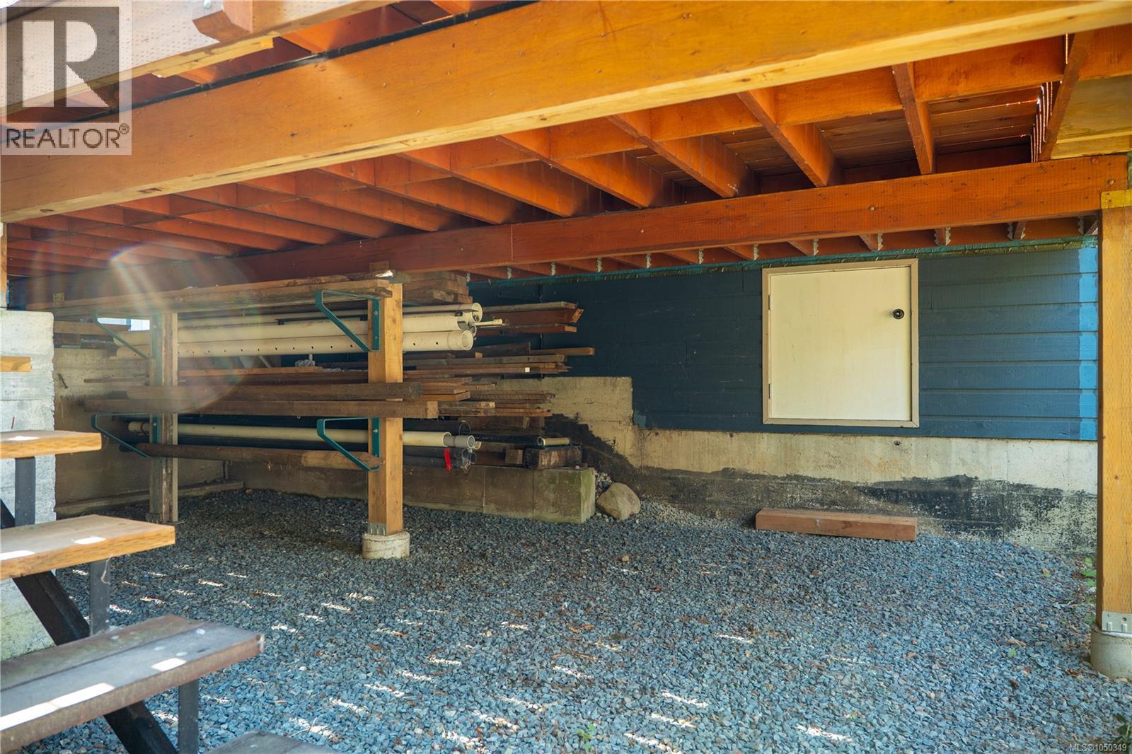 2302 Towerview Cres - 66