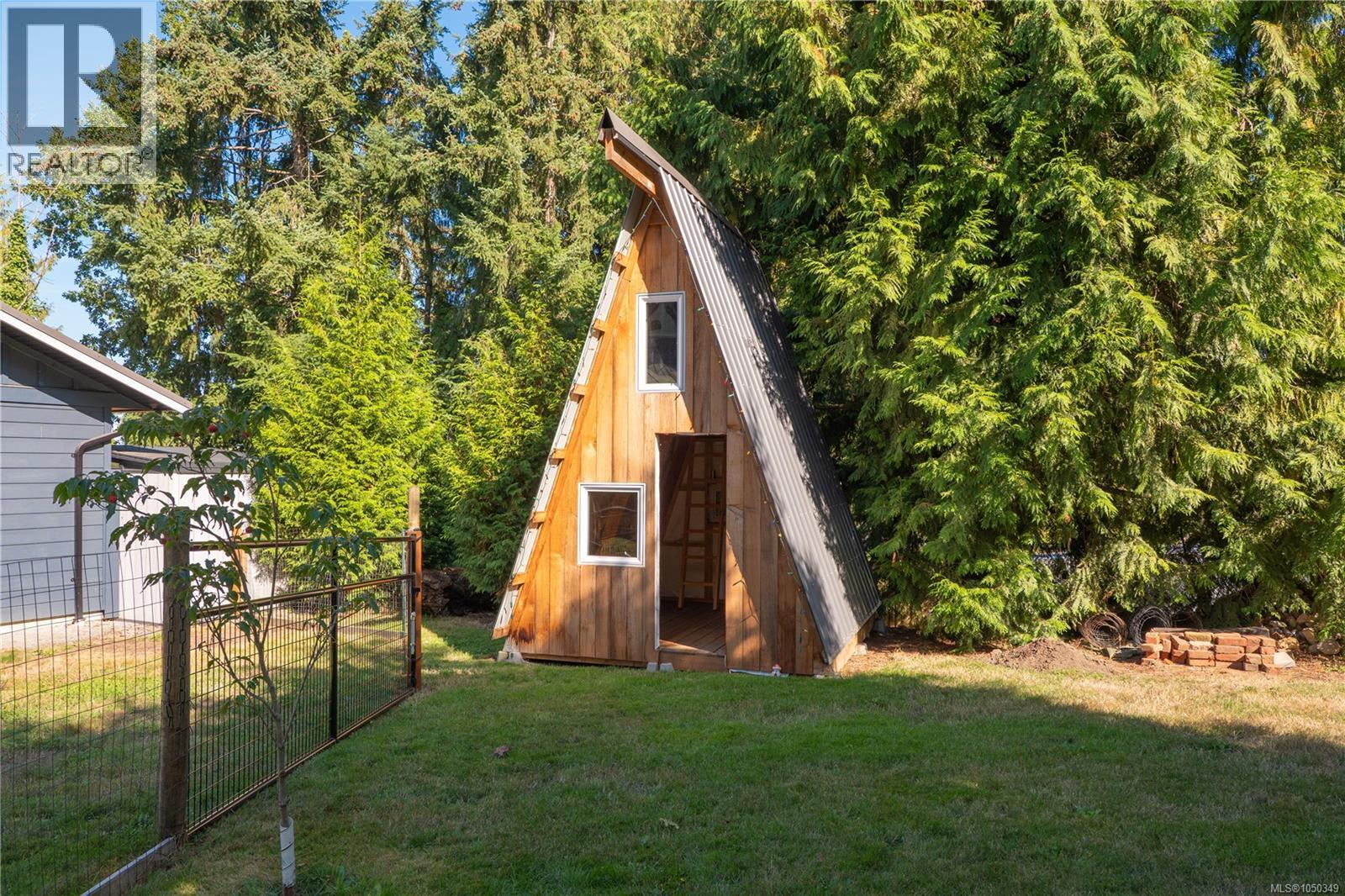 2302 Towerview Cres - Image 69