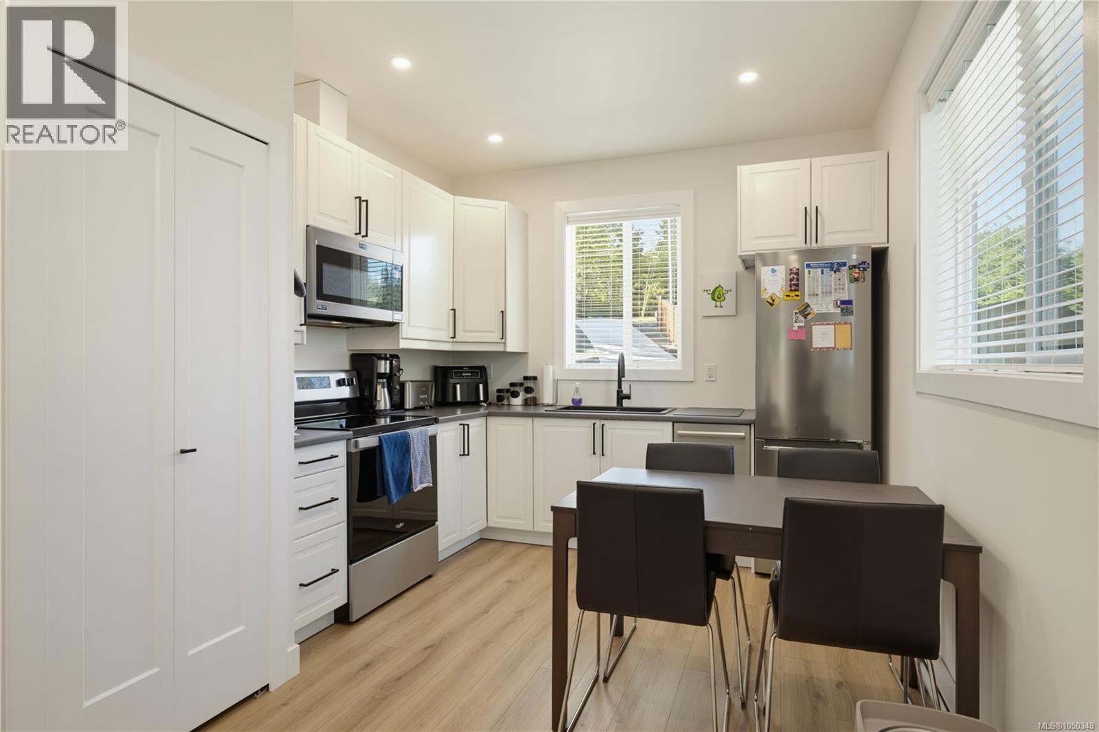 2302 Towerview Cres - Image 82