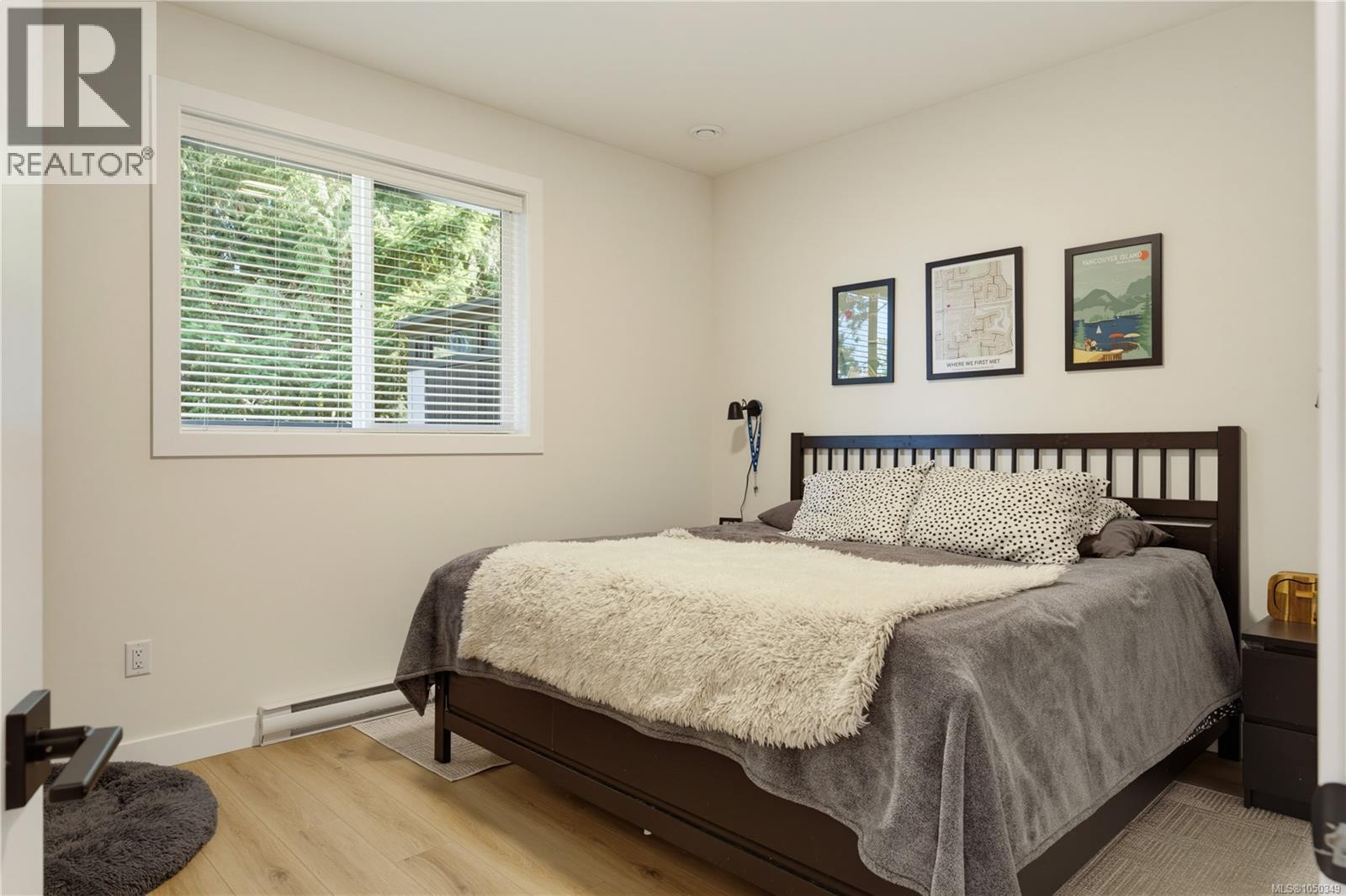 2302 Towerview Cres - 90