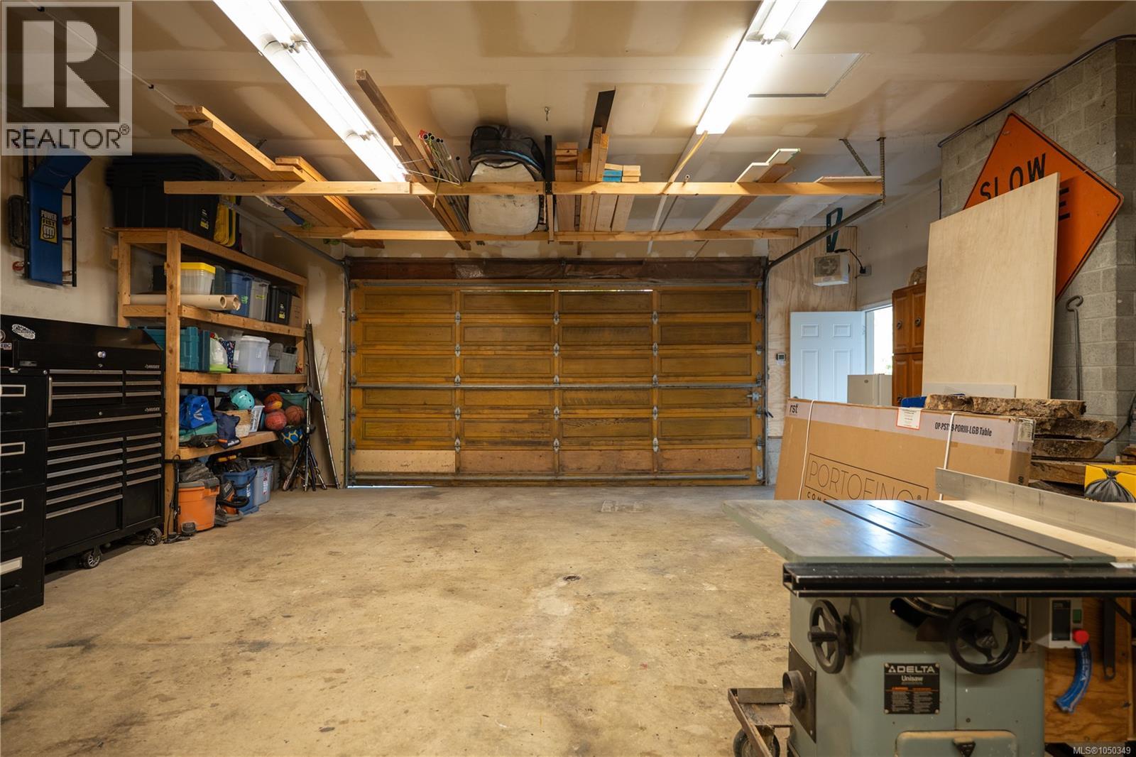 2302 Towerview Cres - 96
