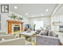 2300 Santo Drive, Windsor, ON N9G2J8 Photo 16