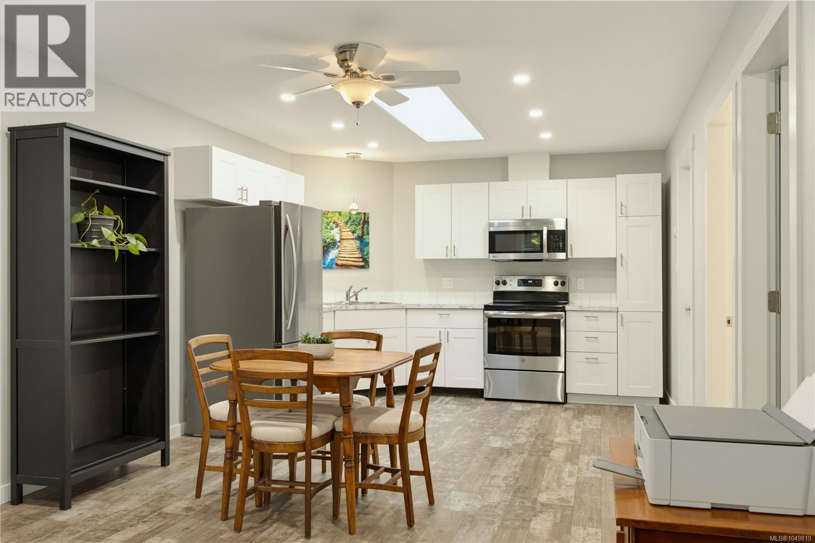 967 Woodpecker Pl - Image 60