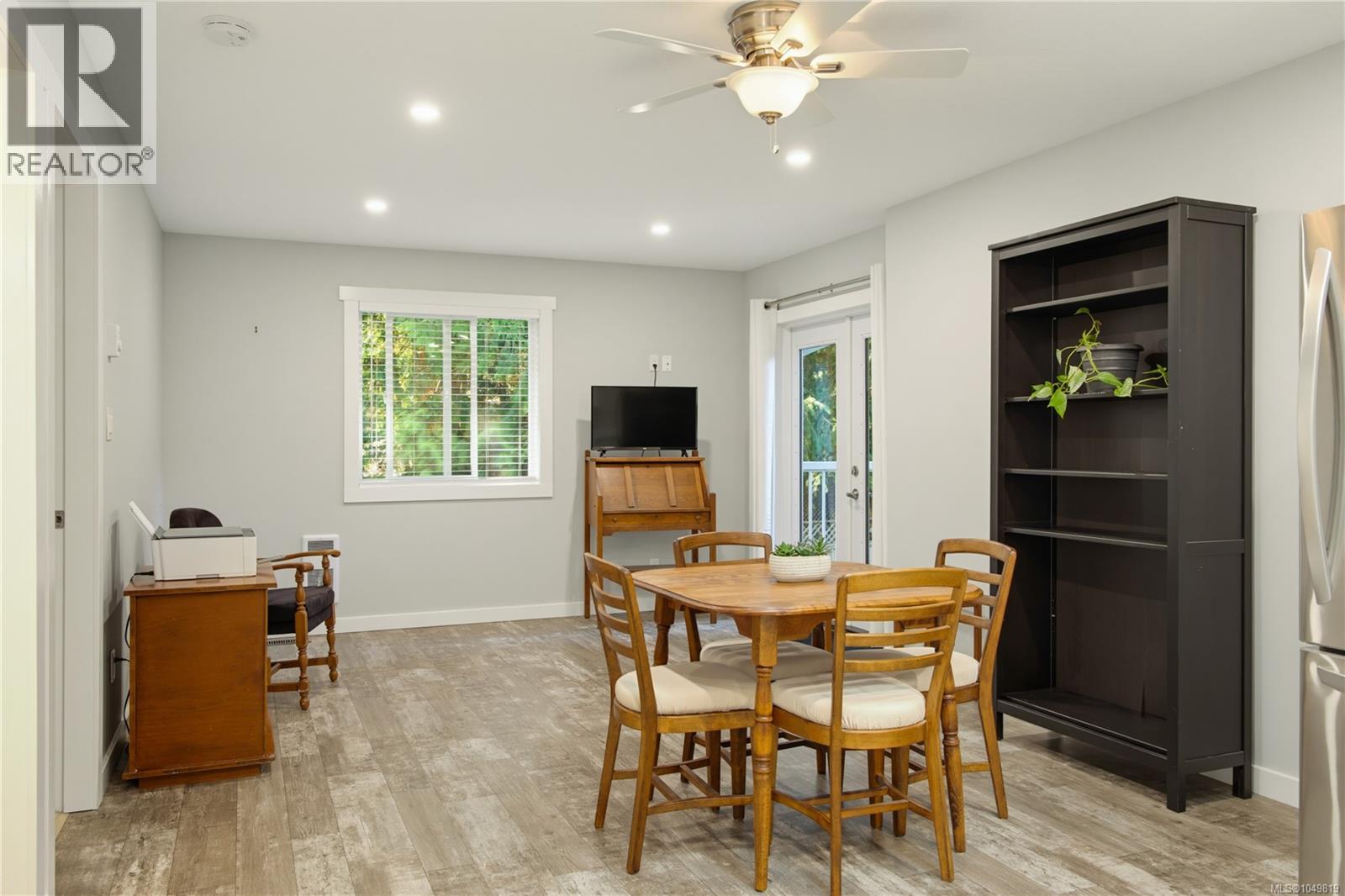 967 Woodpecker Pl - Image 63