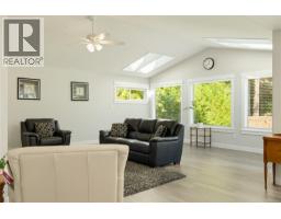 967 Woodpecker Pl, Parksville, BC V9P1T1 Photo 32