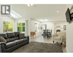 967 Woodpecker Pl, Parksville, BC V9P1T1 Photo 35