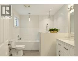967 Woodpecker Pl, Parksville, BC V9P1T1 Photo 46