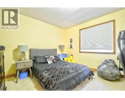 2300 Santo Drive, Windsor, ON N9G2J8 Photo 36