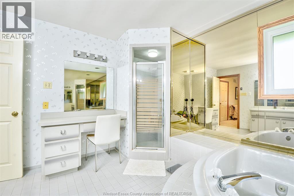 2300 Santo DRIVE - 32