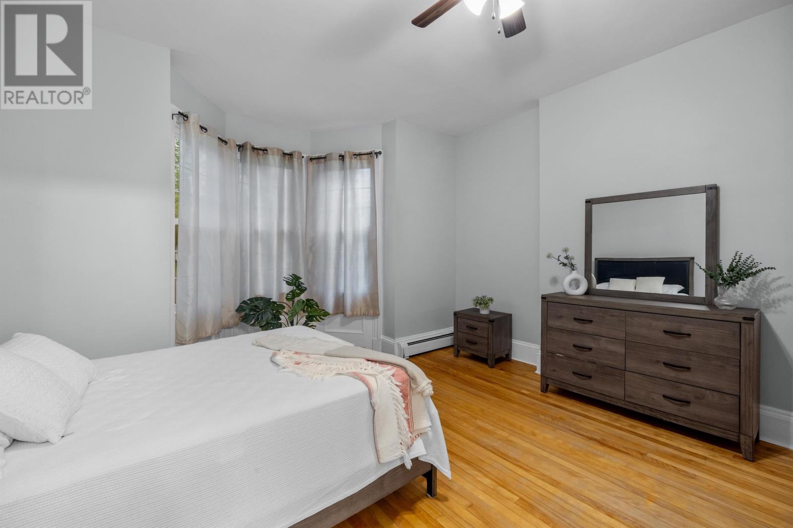 7 Barrymore Court - 16