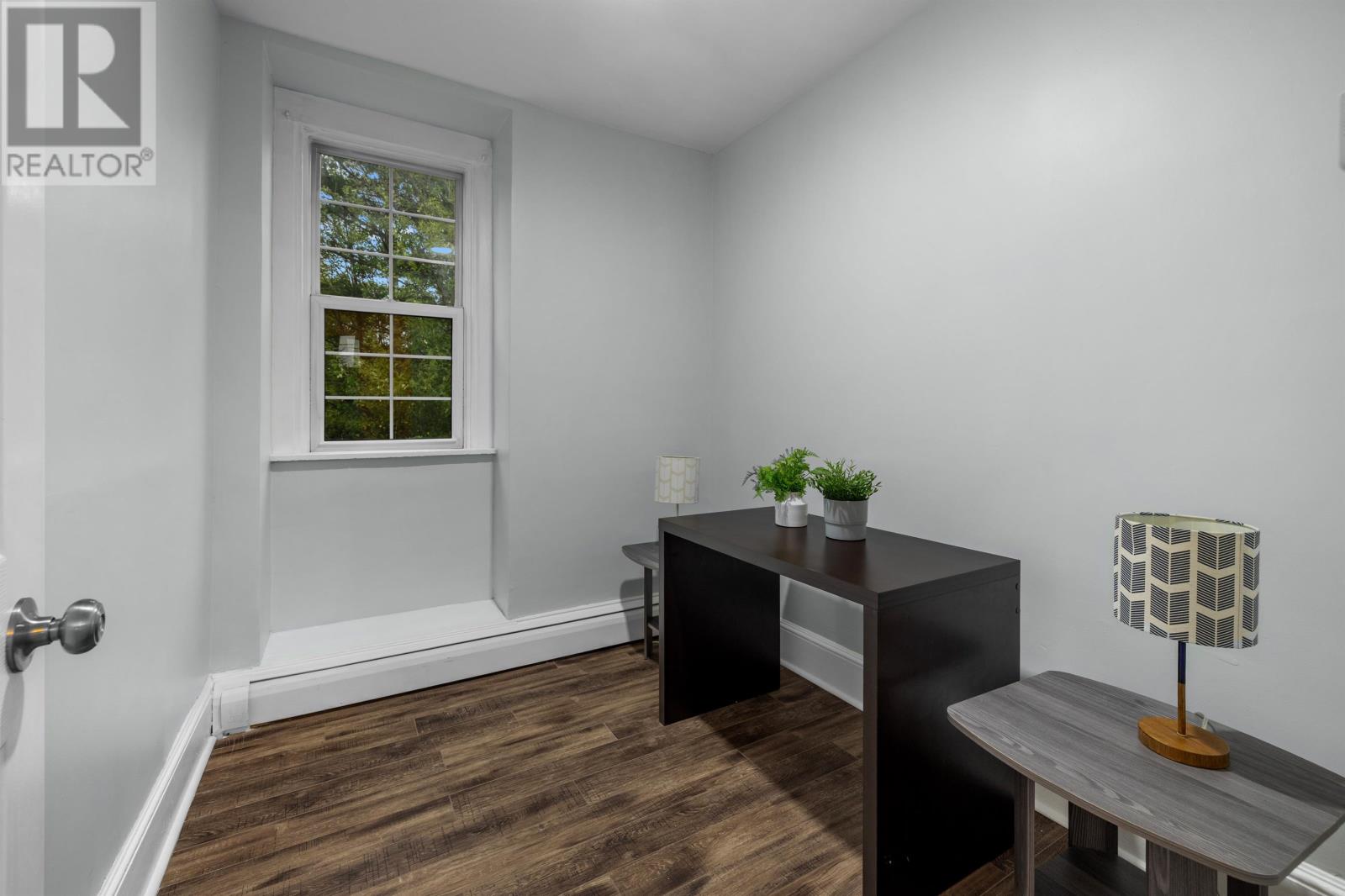 7 Barrymore Court - 29