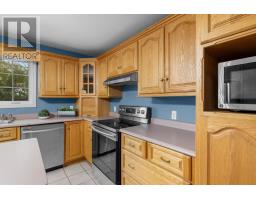 Bath (# pieces 1-6) - 7 Barrymore Court, Charlottetown, PE C1A8C6 Photo 13