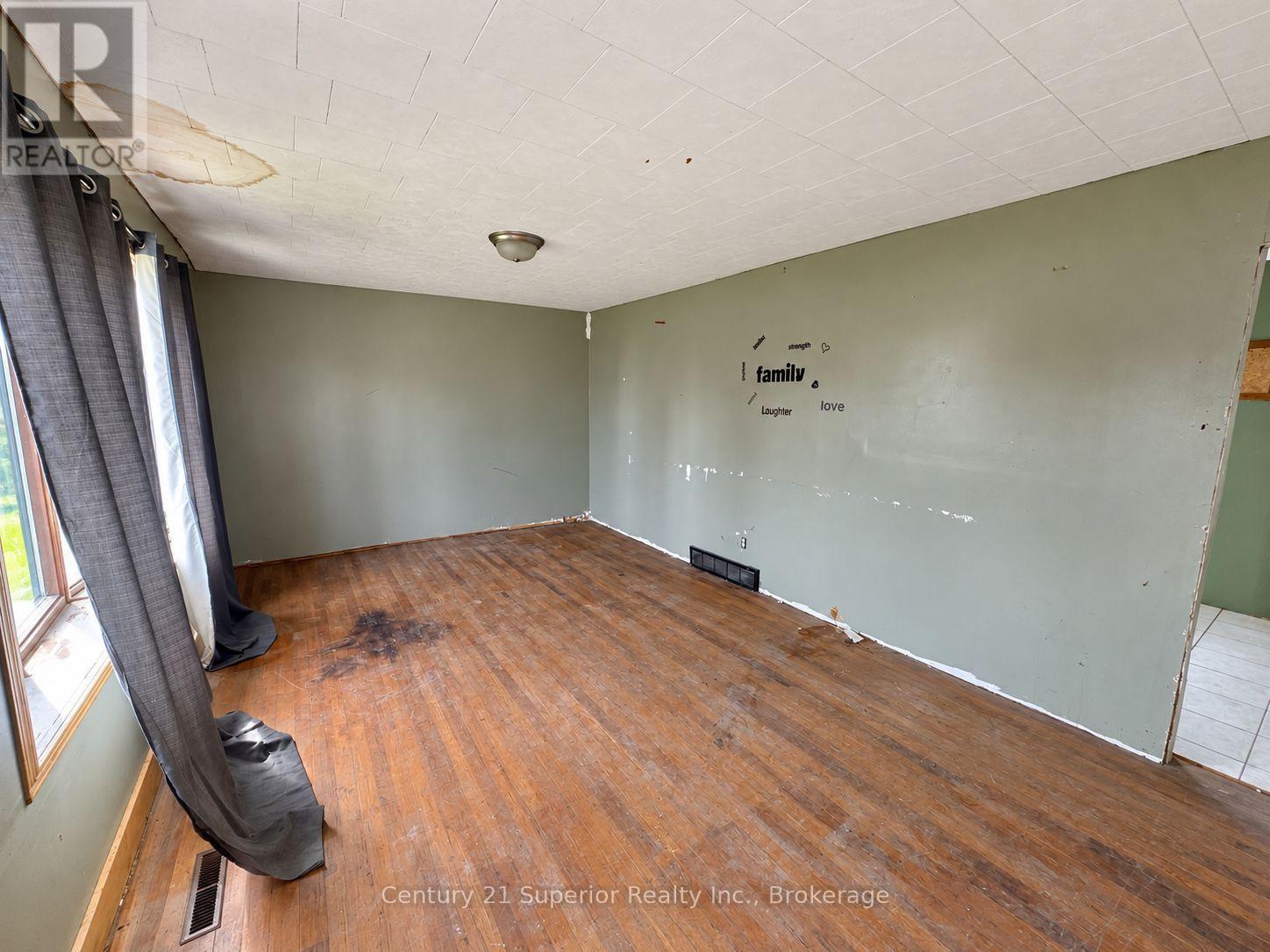 5 STEELE AVENUE, Red Rock — photo 7