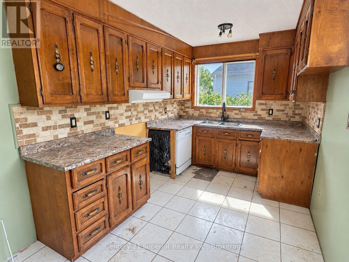 5 STEELE AVENUE, Red Rock — photo 8