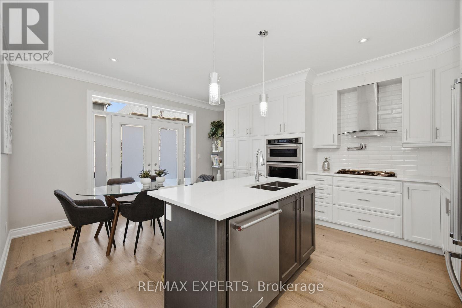 69 LEADEN HALL DRIVE - 16