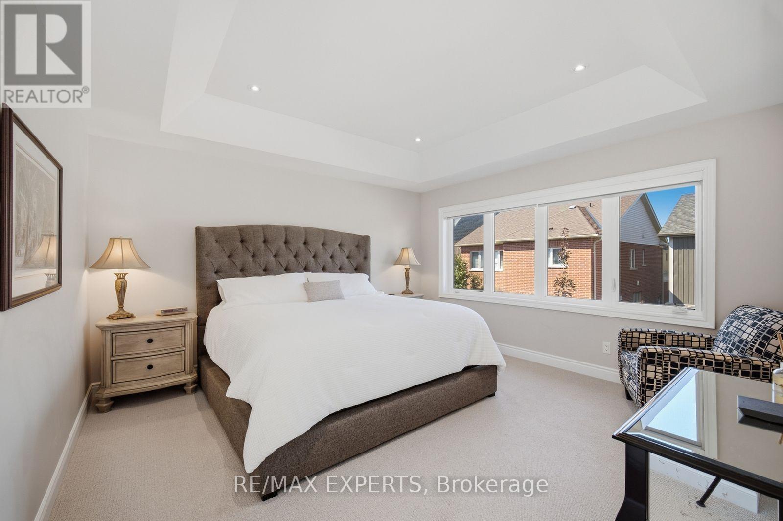 69 LEADEN HALL DRIVE - 31