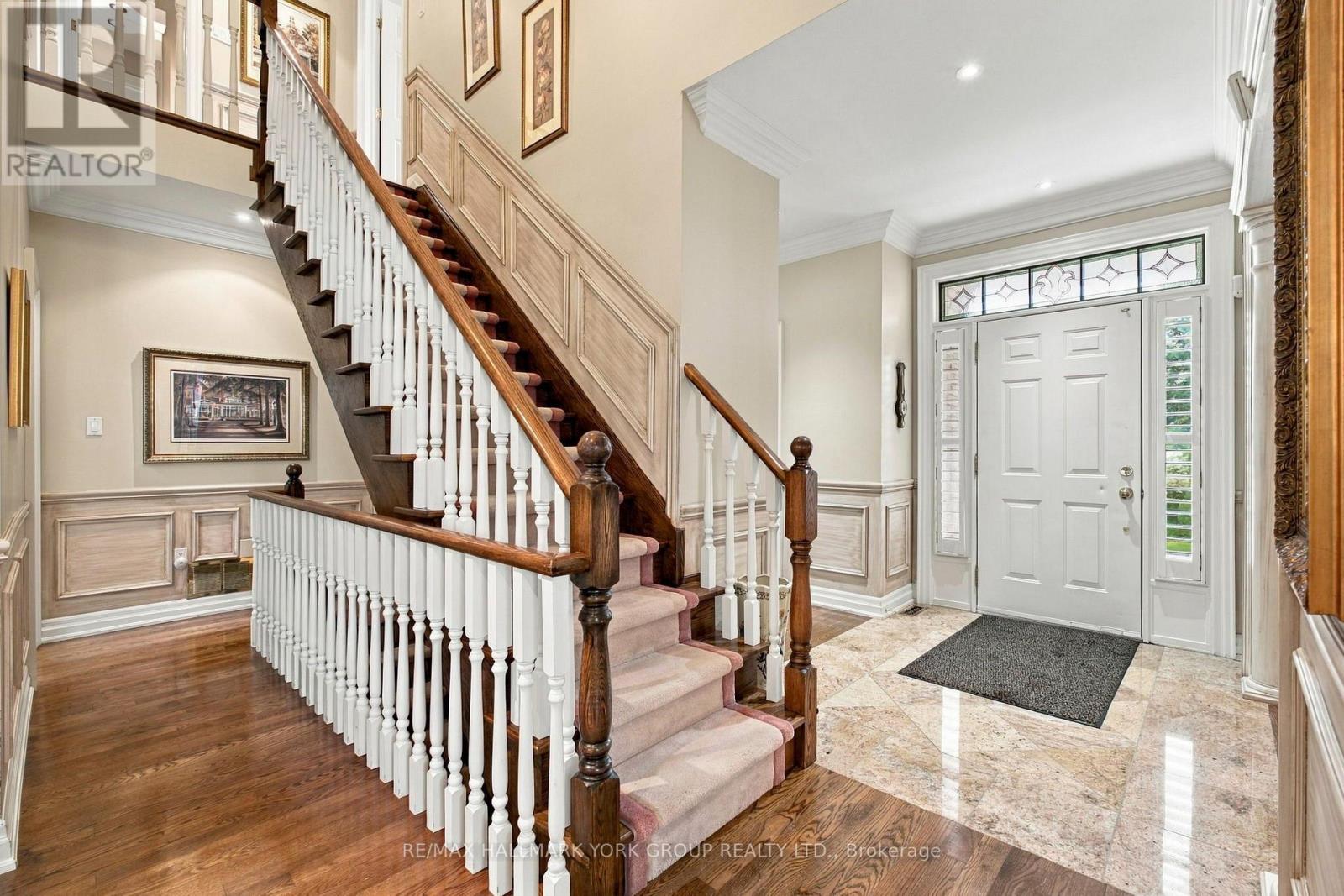 422 FALCONWOOD HOLLOW, Aurora (Aurora Estates) — photo 6